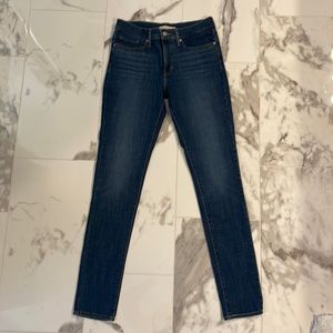Levi’s 311 Shaping Skinny